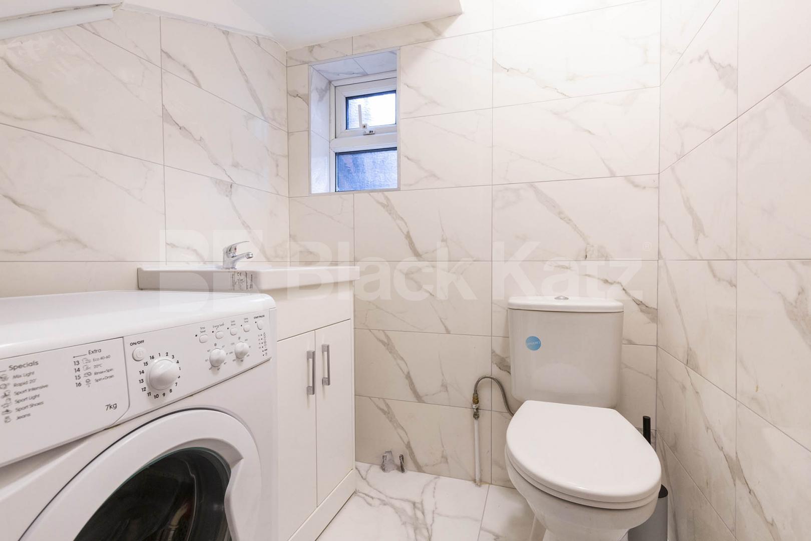 Newly refurbished 4 bed property located near Shoreditch Park Hoxton Street, Hoxton